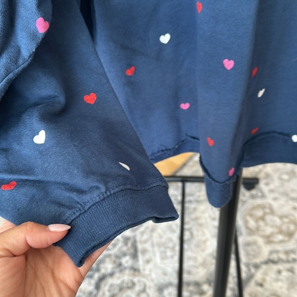 Mighty Fine Heart Sweatshirt - Picture 4 of 5